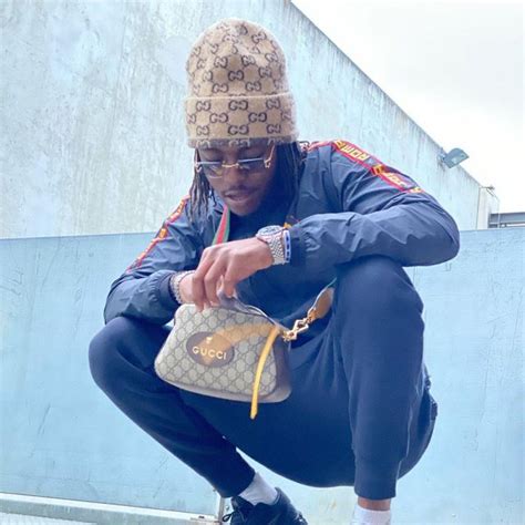 sacoche gucci koba la d|The bag Gucci worn by Koba LaD in the clip, Everything is stalled .